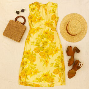 Vintage 1960s Floral Print Yellow Green White Orange Sleevless Dress